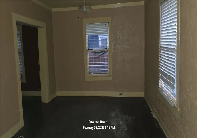 Photo 4 of Single family home for sale at 506 N Washington St, Kaufman, TX 75142 | MLS# 21172121 | Listing updated on 2026-09-22