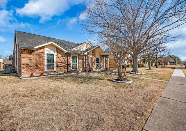 Homes for sale in Rowlett, TX | 8829 Denver St, Rowlett, TX 75088 | MLS# 21169258