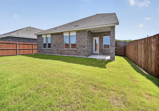 Photo 3 of Single family home for sale at 4110 Olivia Ln, Sanger, TX 76266 | MLS# 21173006 | Listing updated on 2026-08-27