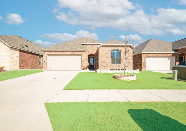 Photo 2 of Sale Pending at 512 Capstone Ct, Princeton, TX 75407 | MLS# 21172549 | Listing updated on 2026-07-20
