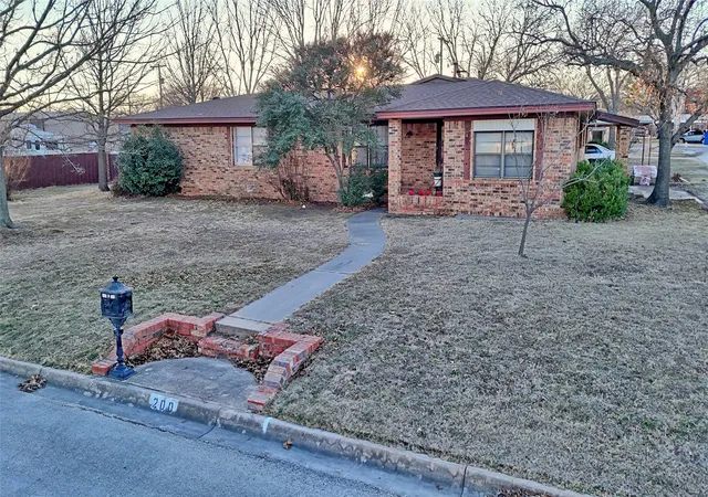 Photo 1 of Single family home for sale at 200 Louise St, Nocona, TX 76255 | MLS# 21162111 | Listing updated on 2026-09-02