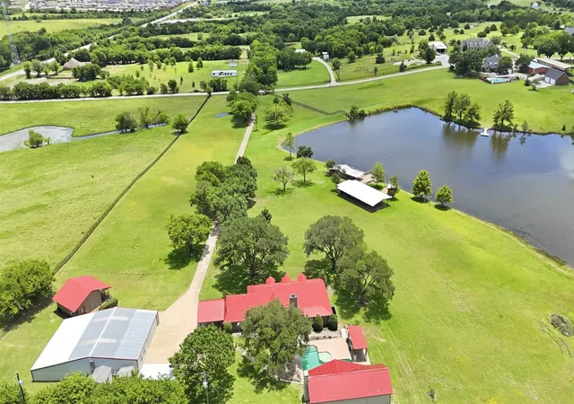 Single family home for sale at 13914 Overlook Ln, Forney, TX 75126 | MLS# 21163869 | Listing updated on 2026-10-08