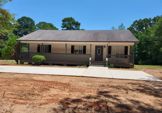 Homes for sale in Plain Dealing, LA | 9626 Hwy 3, Plain Dealing, LA 71064 | MLS# 21173024