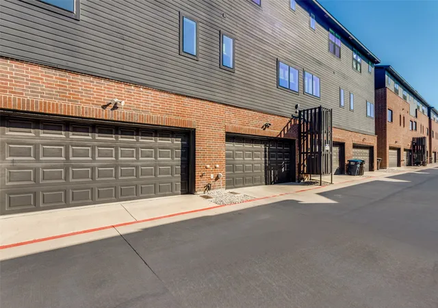 19th image of 2812 Addison Park Ln, Fort Worth, TX 76110 | MLS# 21170545