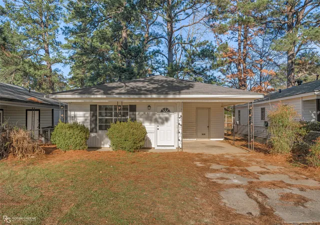 1st image of 7507 Liberty St, Shreveport, LA 71106 | MLS# 21170507