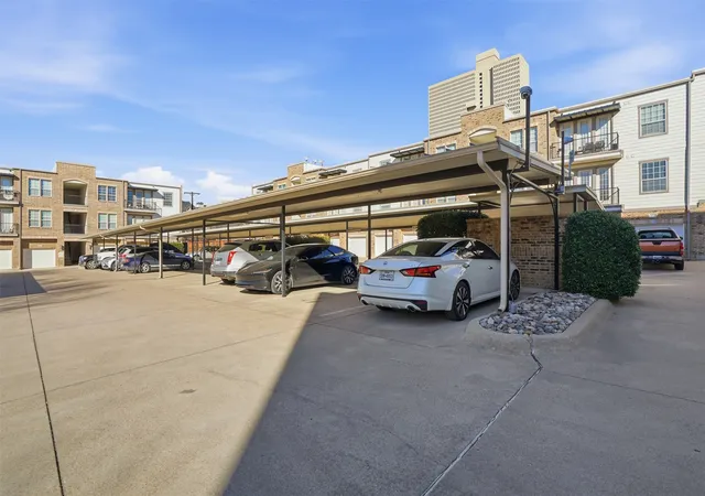 29th image of 950 Henderson St #1214, Fort Worth, TX 76102 | MLS# 21173066
