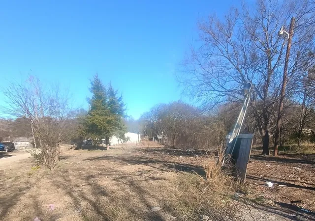 Photo 2 of Sale Pending at 8744 Private Road 2284 Road, Quinlan, TX 75474 | MLS# 21173363 | Listing updated on 2026-08-21