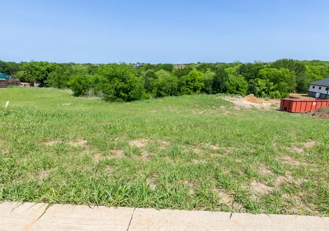 Photo 1 of Land for sale at 2833 Plume Ct, Cedar Hill, TX 75104 | MLS# 21173451 | Listing updated on 2026-09-16