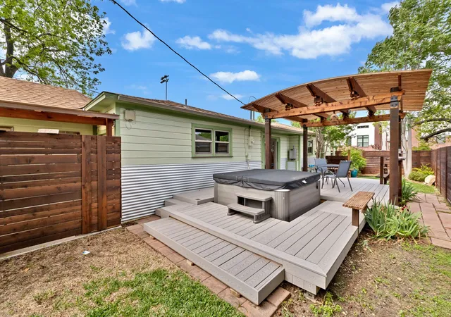 5th image of 2837 Townsend Dr, Fort Worth, TX 76110 | MLS# 21172305