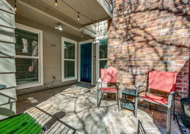 image of 7510 Holly Hl Dr, Dallas, TX 75231