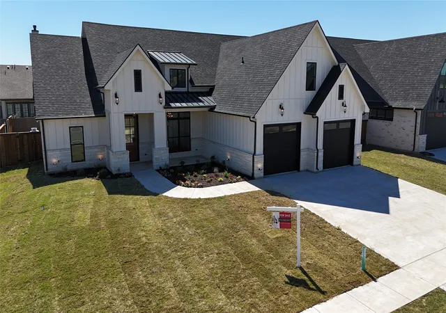 Homes for sale in Pottsboro, TX | 2033 Nichole Blvd, Pottsboro, TX 75076 | MLS# 21164075