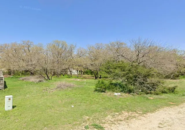 Homes for sale in Granbury, TX | 4008 Nebraska Trl, Granbury, TX 76048 | MLS# 21125619