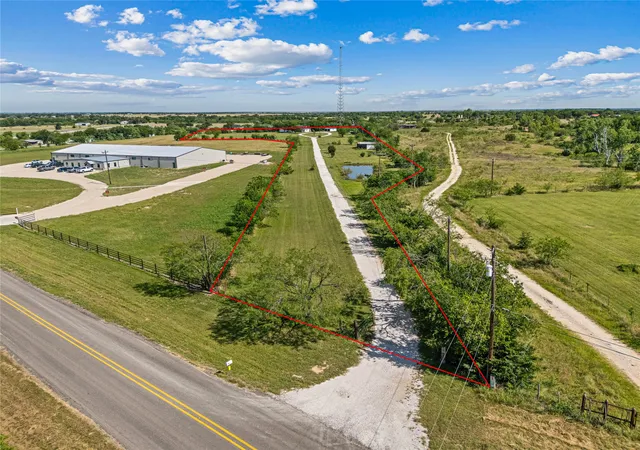 Homes for sale in China Spring, TX | 15966 Old China Spring Rd, China Spring, TX 76633 | MLS# 21166153