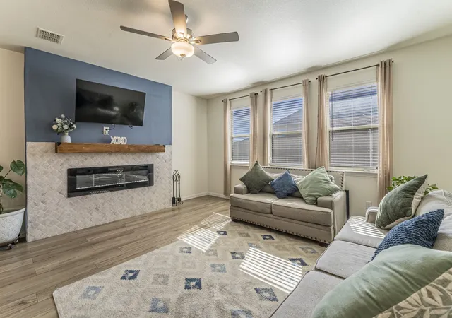 Photo 2 of Single family home for sale at 1240 Almond Rd, Azle, TX 76020 | MLS# 21164563 | Listing updated on 2026-08-24