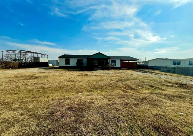 Homes for sale in Palmer, TX | 312 Choice Dr, Palmer, TX 75152 | MLS# 21168470