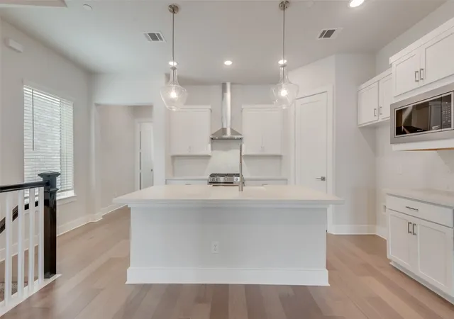 Photo 3 of Sale Pending at 724 Ash Rd, Plano, TX 75075 | MLS# 21173831 | Listing updated on 2026-08-28