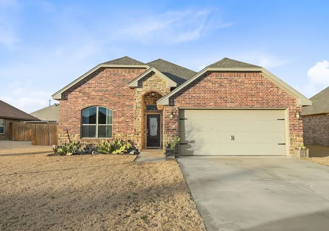 Homes for sale in Godley, TX | 212 Mckittrick Ln, Godley, TX 76044 | MLS# 21173873