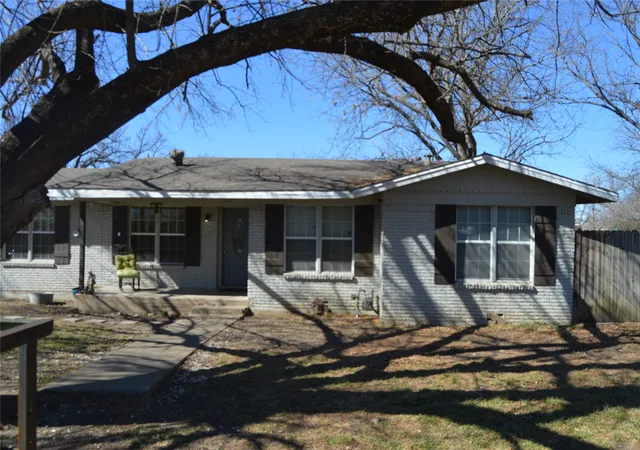 Homes for sale in Godley, TX | 112 S 2nd St, Godley, TX 76044 | MLS# 21174003