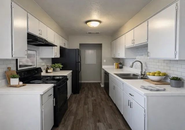Homes for sale in Arlington, TX | 1122 Millview Dr #2201, Arlington, TX 76012 | MLS# 21174015