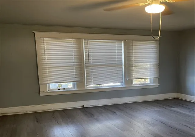 Photo 2 of Multi family home for sale at 733 Kirby Pl, Shreveport, LA 71104 | MLS# 21171676 | Listing updated on 2026-08-10