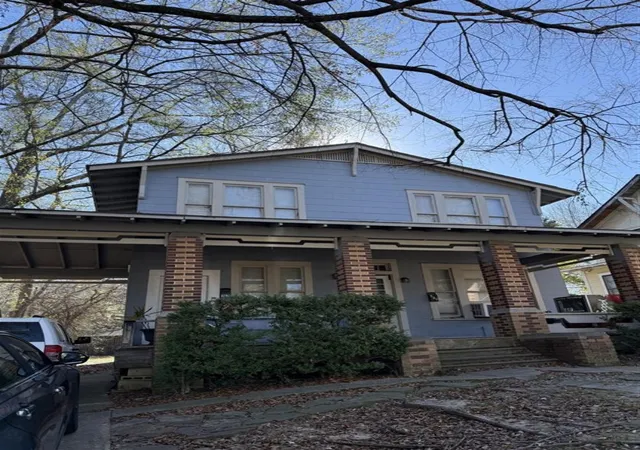 Photo 4 of House for sale at 733 Kirby Pl, Shreveport, LA 71104 | MLS# 21171676 | Listing updated on 2026-08-10