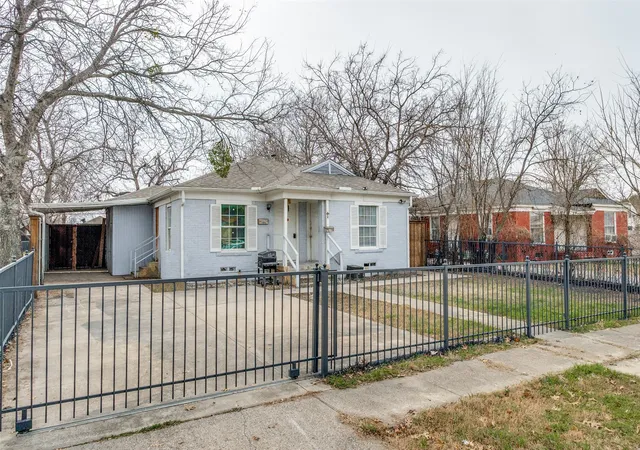 3rd image of 7909 Wanebe Dr, Dallas, TX 75235 | MLS# 21173669