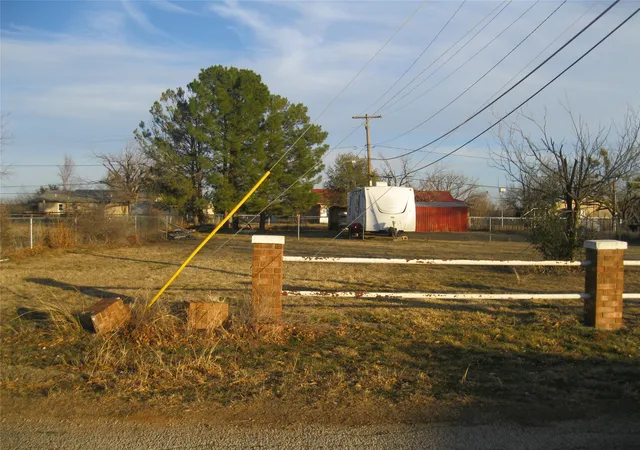 Homes for sale in Breckenridge, TX | 136 County Road 307, Breckenridge, TX 76424 | MLS# 21174146