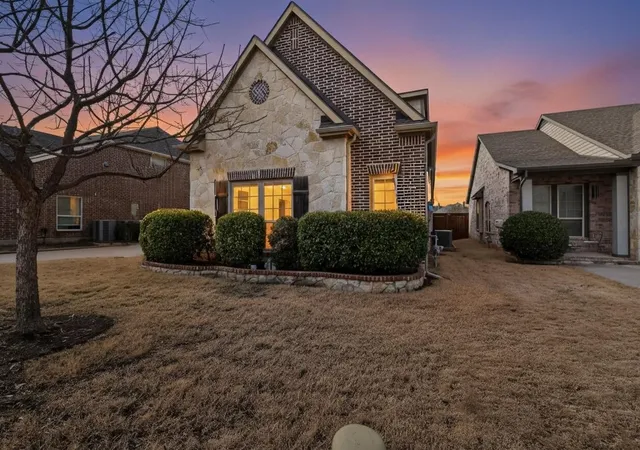 3rd image of 7625 Ridgedale Ct, Sachse, TX 75048 | MLS# 21174253