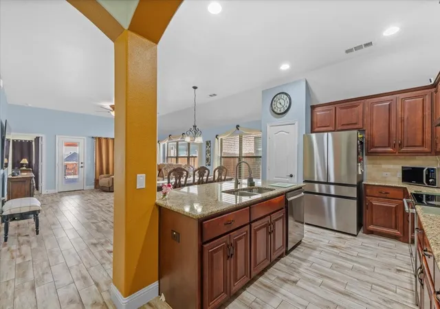 4th image of 11737 Tuscarora, Fort Worth, TX 76108 | MLS# 21173347
