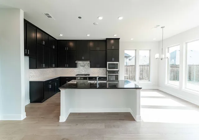 Photo 3 of Single family home for sale at 1903 Sicilia Ln, Rockwall, TX | MLS# 21172096 | Listing updated on 2026-08-04