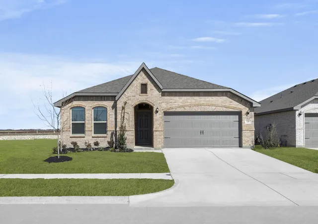 Photo 1 of Single family home for sale at 118 Coyote Cir, Terrell, TX 75160 | MLS# 21174665 | Listing updated on 2026-10-08
