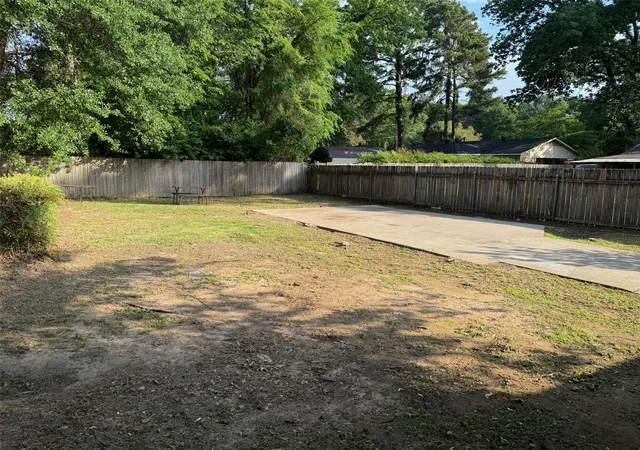 Photo 24 of Sale Pending at 8877 Bayonne Dr, Shreveport, LA 71118 | MLS# 21172998 | Listing updated on 2026-08-19