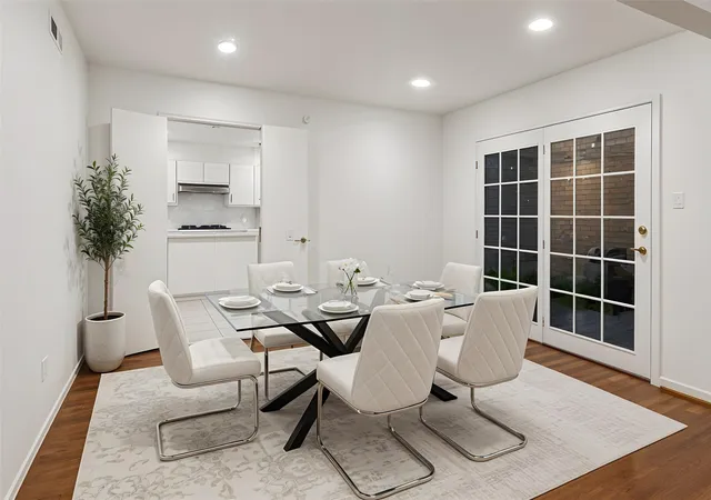 Photo 2 of Sale Pending at 3216 Trevolle Pl, Dallas, TX 75204 | MLS# 21170560 | Listing updated on 2026-09-01