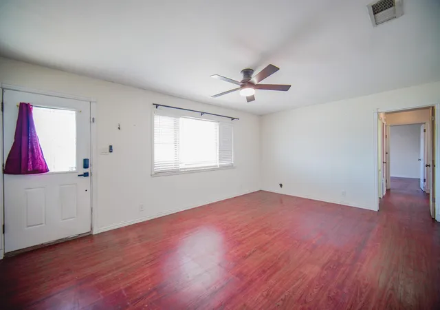 Homes for sale in Jacksboro, TX | 202 N 10Th St, Jacksboro, TX 76458 | MLS# 21174965