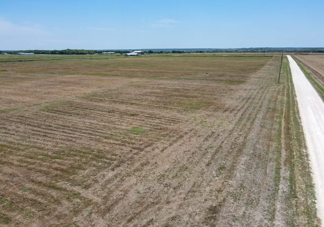 Homes for sale in Grandview, TX | 9125 County Road 101A, Grandview, TX 76050 | MLS# 21173468