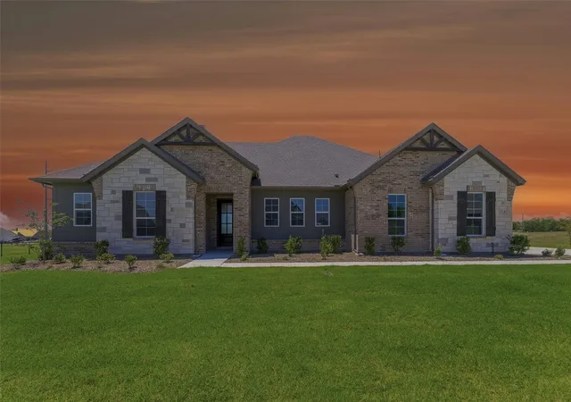 Homes for sale in Decatur, TX | 114 Hillview Trl, Decatur, TX 76234 | MLS# 21175263