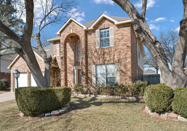 Photo 2 of Single family home for sale at 4303 Solitude Ct, Arlington, TX 76017 | MLS# 21167885 | Listing updated on 2026-08-25