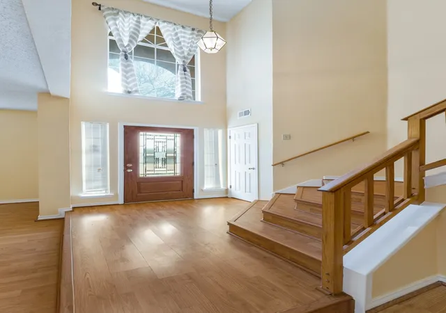Photo 4 of Single family home for sale at 4303 Solitude Ct, Arlington, TX 76017 | MLS# 21167885 | Listing updated on 2026-08-25