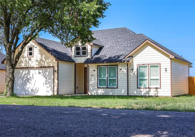Photo 1 of Single family home for sale at 410 Simpson, Sherman, TX 75092 | MLS# 21175495 | Listing updated on 2026-08-28