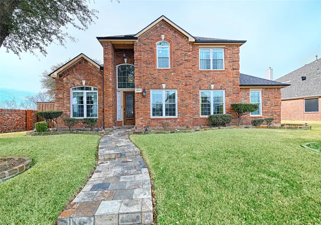 Homes for sale in Plano, TX | 9001 Culberson Dr, Plano, TX 75025 | MLS# 21174828