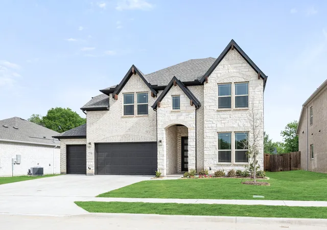Photo 3 of Sale Pending at 1230 Anderson Dr, Trenton, TX 75490 | MLS# 21175827 | Listing updated on 2026-08-21