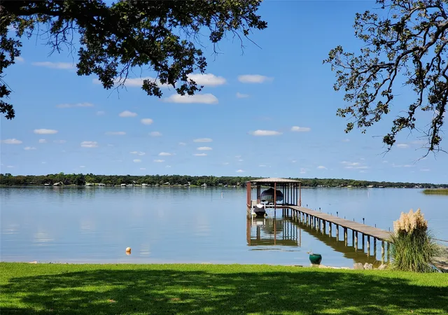 Photo 1 of Sale Pending at 6512 Singleton Rd, Fort Worth, TX 76179 | MLS# 21175929 | Listing updated on 2026-07-12