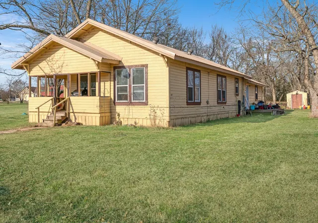 Homes for sale in Clarksville, TX | 5366 Farm Road 2573, Clarksville, TX 75426 | MLS# 21175486