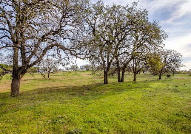 3rd image of 599 Private Road 3630, Springtown, TX 76082 | MLS# 21139667
