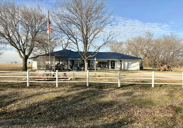 Photo 1 of Single family home for sale at 636 County Road 1535, Bonham, TX 75418 | MLS# 21174686 | Listing updated on 2026-09-27