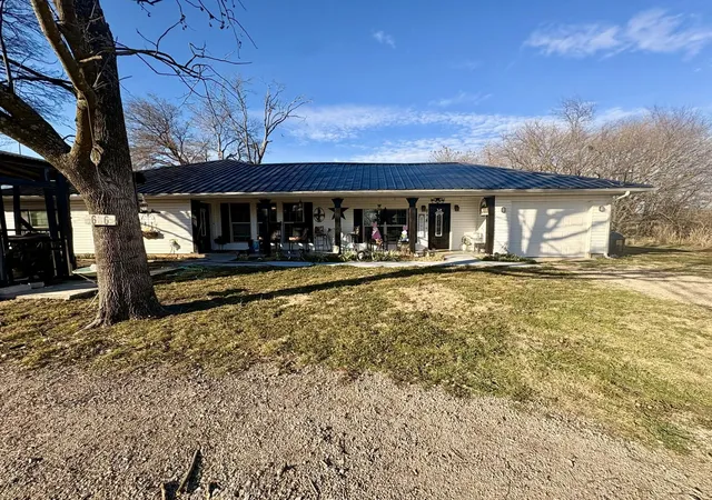 Photo 2 of Single family home for sale at 636 County Road 1535, Bonham, TX 75418 | MLS# 21174686 | Listing updated on 2026-09-27