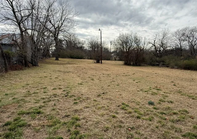 Photo 4 of Land for sale at 228 E Nelson St, Denison, TX 75021 | MLS# 21176215 | Listing updated on 2026-10-04