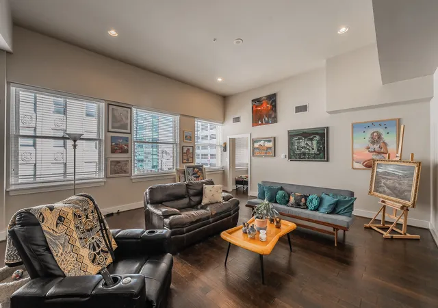 Photo 4 of Condo for sale at 411 W 7Th St #1007, Fort Worth, TX 76102 | MLS# 21176229 | Listing updated on 2026-07-09