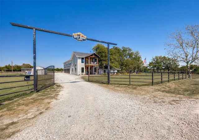 Homes for sale in Leonard, TX | 17019 County Road 706, Leonard, TX 75452 | MLS# 21174197
