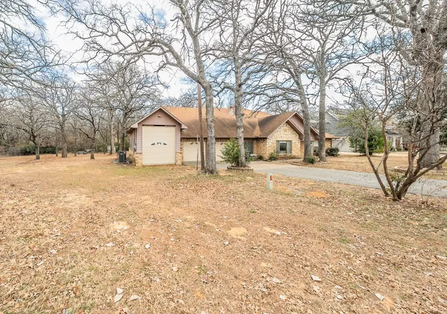 Homes for sale in Colleyville, TX | 6313 Bettinger Dr, Colleyville, TX 76034 | MLS# 21171862